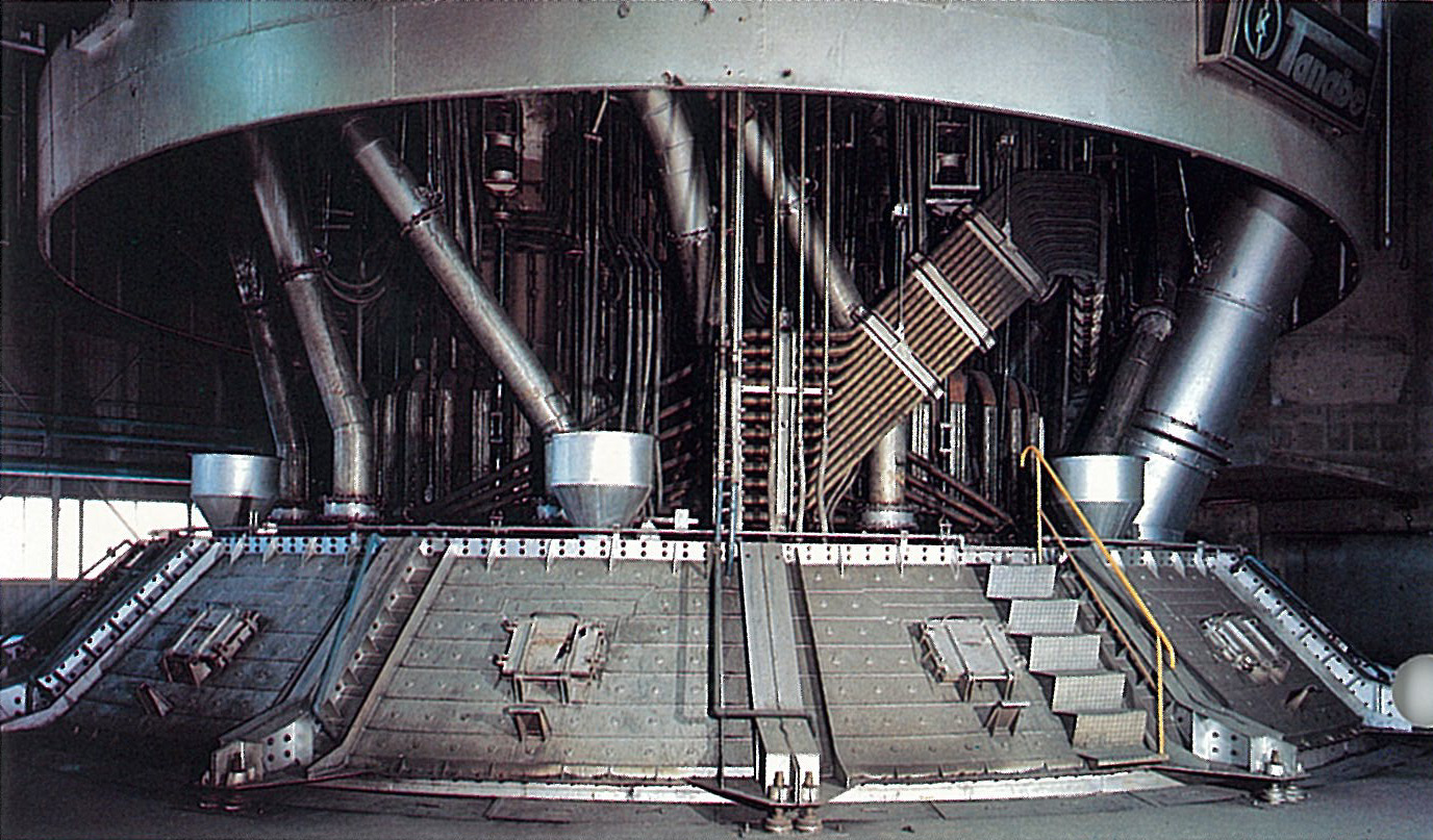 炉画像 電気抵抗式溶融炉（合金鉄製造用） | 株式会社タナベ