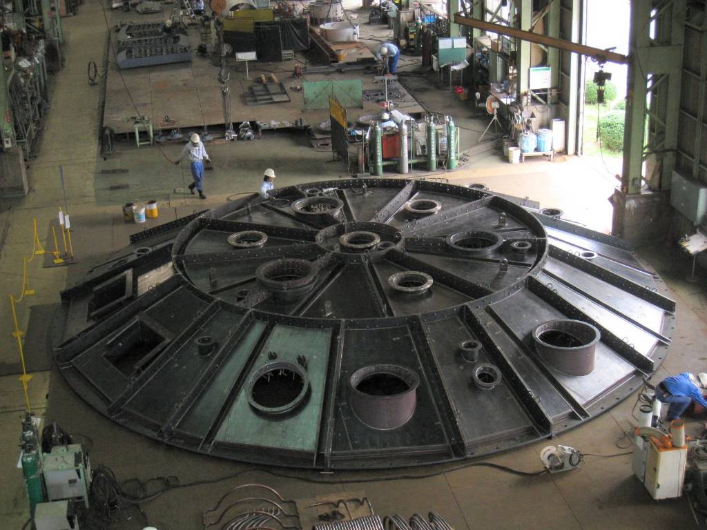 Furnace cover production for large furnaces
